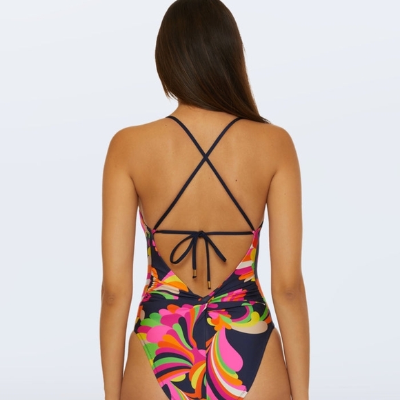 NWT TRINA TURK Twist Back One-Piece Swimsuit - Palms Paradise - Picture 2 of 4